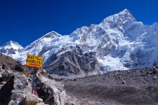 Khám phá những đỉnh núi cao nhất Trái Đất