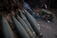 Ukraine siết luật động viên quân