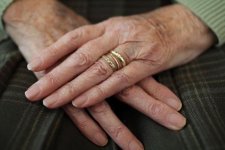 Tin Úc: Tình trạng lạm dụng người cao tuổi được báo cáo nhiều hơn sau đại dịch