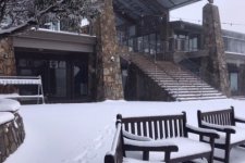Melbourne: Người dân phải có kết quả xét nghiệm âm tính trước khi đến các khu trượt tuyết