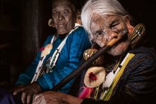 Chân dung các bộ lạc độc đáo trên thế giới qua góc nhìn của nhiếp ảnh gia