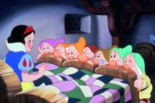 Lộ diện nàng Bạch Tuyết phiên bản live-action của Disney