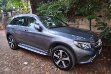 Người đàn ông Ấn Độ chia sẻ bí quyết chọn mua Mercedes-Benz GLC