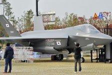 Hàn Quốc mua thêm chiến đấu cơ F-35A