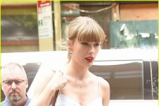 Taylor Swift hậu chia tay bạn trai