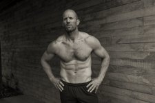 Jason Statham, The Rock thiết kế quy trình tập luyện riêng biệt cho cơ bắp