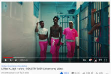 Nam rapper Lil Nas X tiếp tục tung MV khoả thân 100% cùng dàn vũ công và cú lừa ngoạn mục