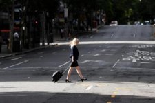 Tin Úc: Hơn phân nửa phụ nữ ở Úc có thu nhập chỉ bằng với mức lương tối thiểu quốc gia