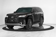 Giới chính trị gia, doanh nhân thành đạt có thể thở phào nhẹ nhõm với Lexus LX 600 phiên bản chống đạn