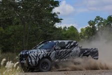 Liệu Ford Ranger Raptor sẽ có một đối thủ sừng sỏ mới từ Mitsubishi?