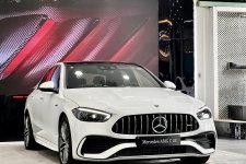 Merccedes-AMG C 43 lắp ráp tại Việt Nam đã về đến đại lý