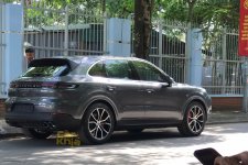 Bắt gặp Porsche Cayenne 2024 đầu tiên về Việt Nam