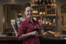 Victoria: Giảm chi phí cấp giấy phép bán rượu cho các doanh nghiệp nhỏ