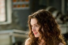 6 kiểu tóc đỉnh cao tôn lên nhan sắc xinh như nữ thần của Anne Hathaway