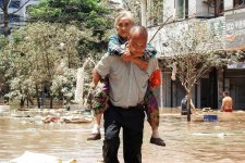 Thiệt hại nặng nề vì mưa lớn tại Tứ Xuyên, Trung Quốc