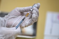 Liều vaccine tăng cường của Pfizer cho hiệu quả 80% đối với người trên 60 tuổi