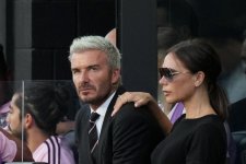 David Beckham điềm tĩnh đến bất ngờ khi đội nhà ghi được "bàn thắng vàng"