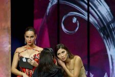 Nghi vấn trao nhầm vương miện trong đêm chung kết Hoa hậu Philippines