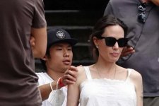 Angelina Jolie thuê con trai làm việc trong dự án phim mới