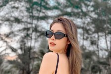 Cựu hotgirl Hà Thành nhận bình luận khiếm nhã khi diện bikini khoét hông
