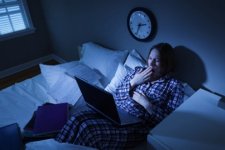 Những thói quen xấu khi ngủ khiến bạn già nhanh trước tuổi