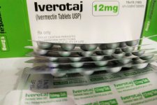 Một bệnh nhân bị tiêu chảy và nôn mửa do tự ý sử dụng thuốc Ivermectin để điều trị Covid-19