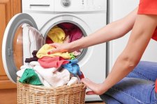 Những quần áo không nên cho vào máy giặt, nếu cho vào sẽ hỏng máy và hư đồ