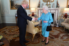 Nữ hoàng Elizabeth II sẽ bổ nhiệm tân thủ tướng Anh tại Scotland