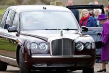 Mẫu Bentley trị giá 242 tỷ đồng của Nữ hoàng Elizabeth II có gì đặc biệt?
