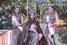 'Vũ khí quý giá' của tân Hoa hậu Hong Kong 2022