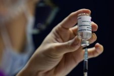 Tin Úc: Người cao tuổi nên tiêm mũi vắc-xin tăng cường phòng ngừa COVID-19