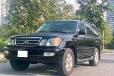 Sau 16 năm sử dụng, Lexus LX 470 vẫn có giá cả tỷ đồng trên thị trường xe cũ