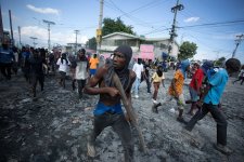 Haiti rơi vào hỗn loạn