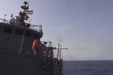 Iran chặn hải tặc cướp tàu dầu