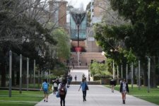 Di trú: Số lượng sinh viên quốc tế đăng ký nhập học tại Úc sụt giảm