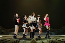 Nhóm nữ tân binh hot nhất 2021 tung teaser MV debut