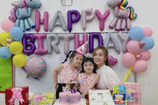 Cindy Lư tổ chức sinh nhật con gái, cảm ơn cả thế giới mà không nhắc gì đến Hoài Lâm