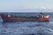Hy Lạp giải cứu 500 người di cư lênh đênh trên biển