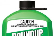 Các sản phẩm RoundUp WeedKiller bán ở Bunnings bị thu hồi khẩn cấp
