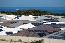 Tỷ lệ lắp đặt pin năng lượng mặt trời gia đình ở Úc tăng vọt