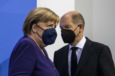 Thủ tướng Merkel kêu gọi người dân tiêm chủng vaccine trước khi chuyển giao quyền lực