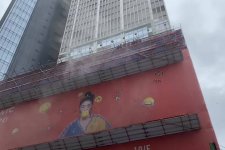Cháy trung tâm thương mại Hong Kong, hơn 100 người mắc kẹt