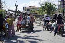 Thống đốc Philippines cảnh báo nạn cướp bóc sau siêu bão