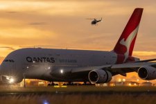 Máy bay Qantas hạ cánh khẩn cấp ở Azerbaijan