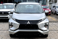 Mitsubishi khuyến mãi mạnh tay toàn bộ xe dịp cuối năm