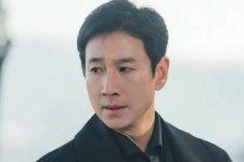Sự nghiệp huy hoàng của tài tử Lee Sun Kyun: Ảnh đế có bom tấn thắng Oscar, thăng hạng nhờ kết hôn với thần tượng