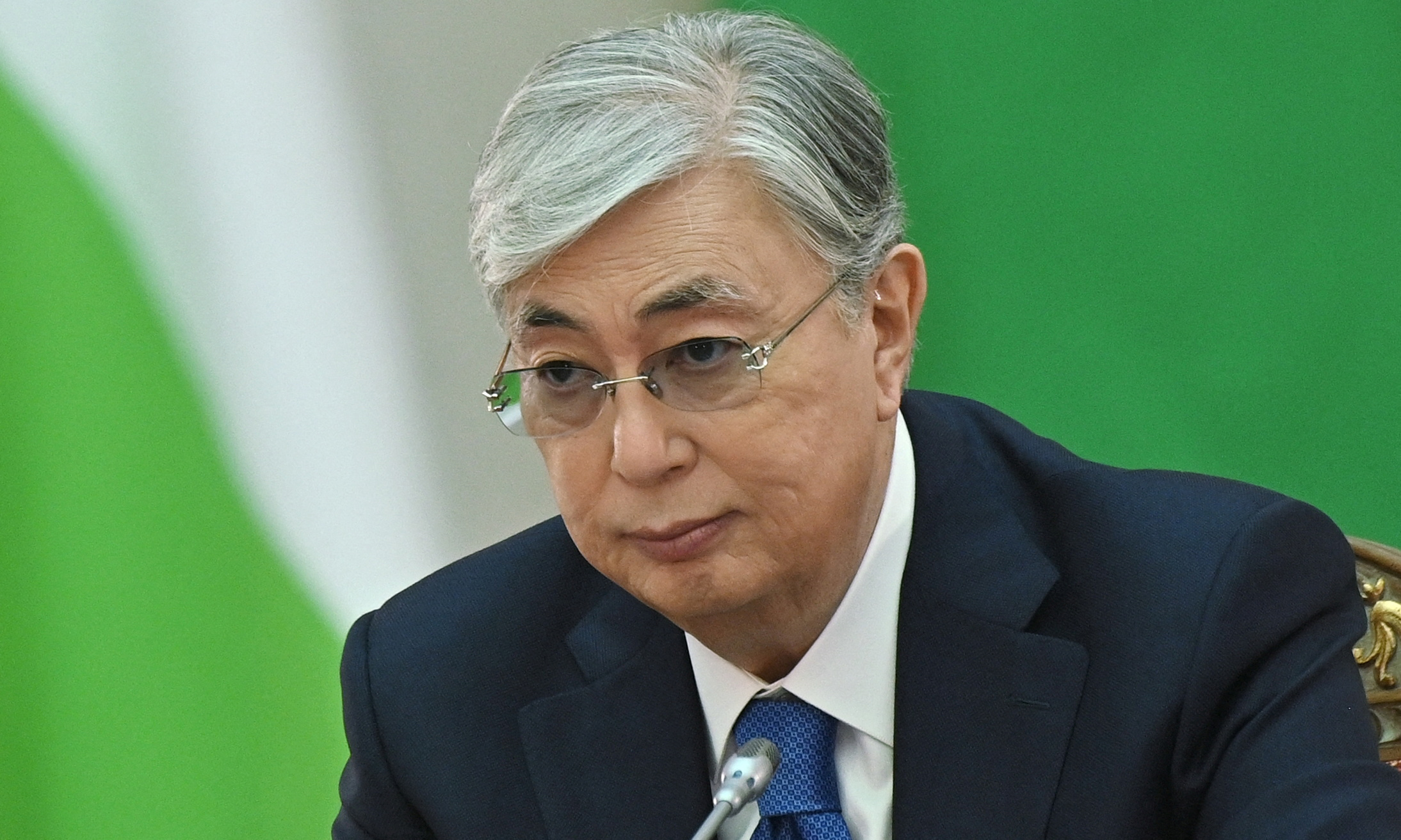 Tổng thống Kazakhstan Kassym-Jomart Tokayev tại một hội nghị ở ngoại ô St. Petersburg, Nga, hôm 28/12/2021. Ảnh: Reuters.