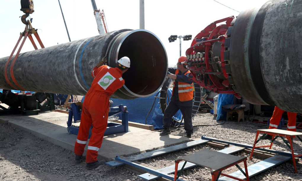 Công nhân tại địa điểm xây dựng Nord Stream 2 ở Kingisepp, vùng Leningrad, Nga hồi tháng 6. Ảnh: Reuters.