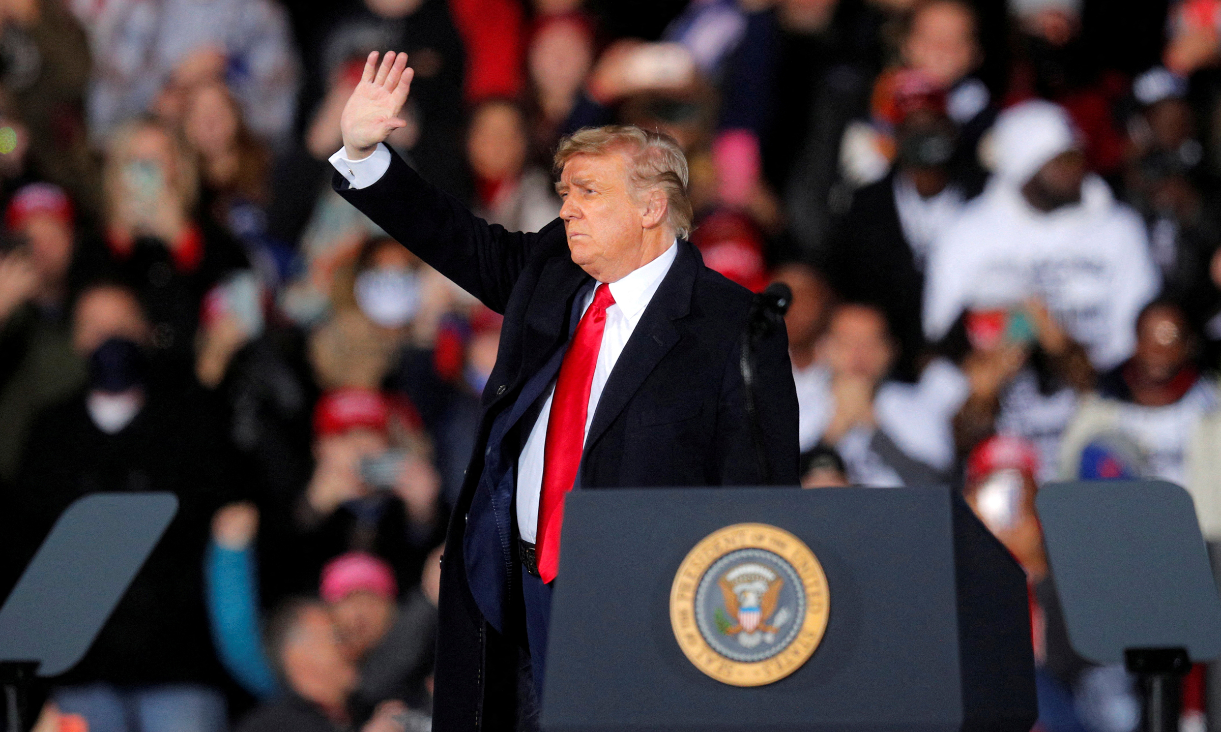 Cựu tổng thống Mỹ Donald Trump tại một buổi vận động ở thành phố Dalton, bang Georgia, hồi tháng 1/2021. Ảnh: Reuters.