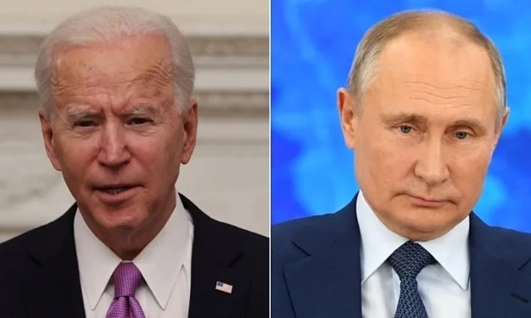 Tổng thống Mỹ Joe Biden (trái) và người đồng cấp Nga Vladimir Putin. Ảnh: Reuters.